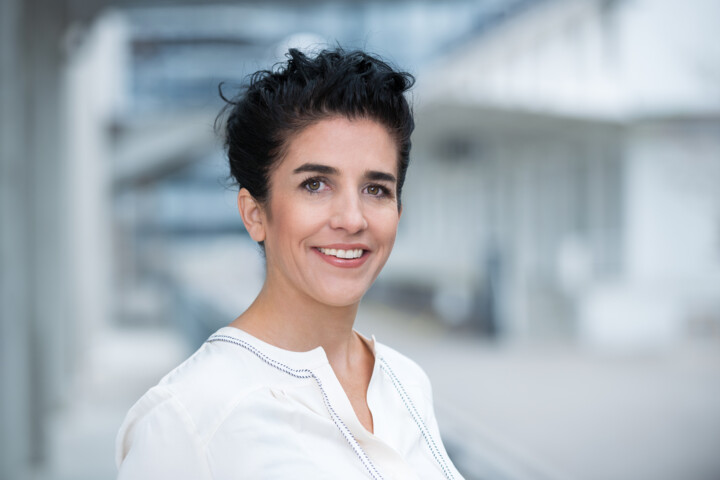 Whitebox-Gründerin Salome Preiswerk im Interview mit biallo.de, zum Thema Robo-Advisor für Firmenkunden.