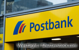 Die Postbank strukturiert ihr gesamtes Kontenangebot um.