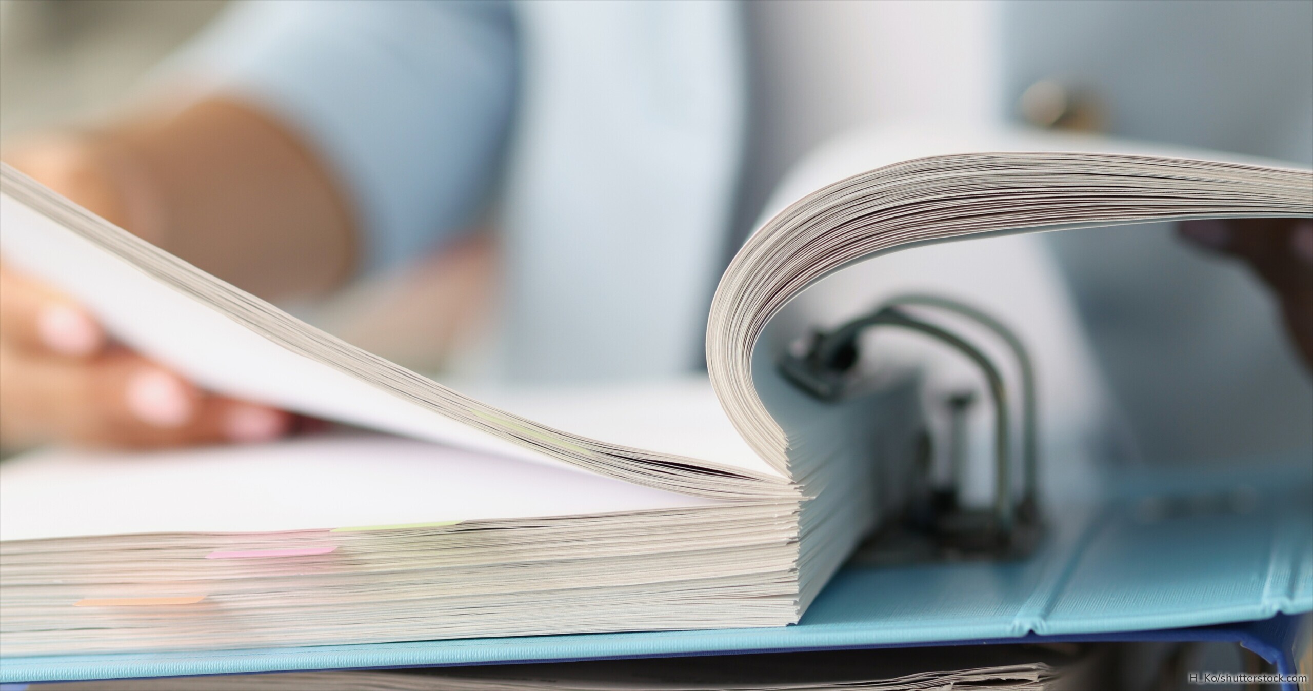 Regelmäßiger Versicherungs-Check: Tarife vergleichen, Deckungen anpassen und Beiträge sparen.