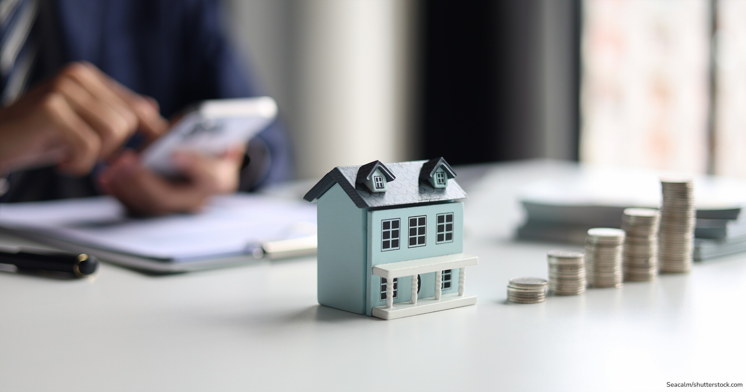 Nutzung von Riester-Guthaben für selbst genutztes Wohneigentum. Restschuldtilgung, Baufinanzierung und steuerliche Planung über das Wohnförderkonto.