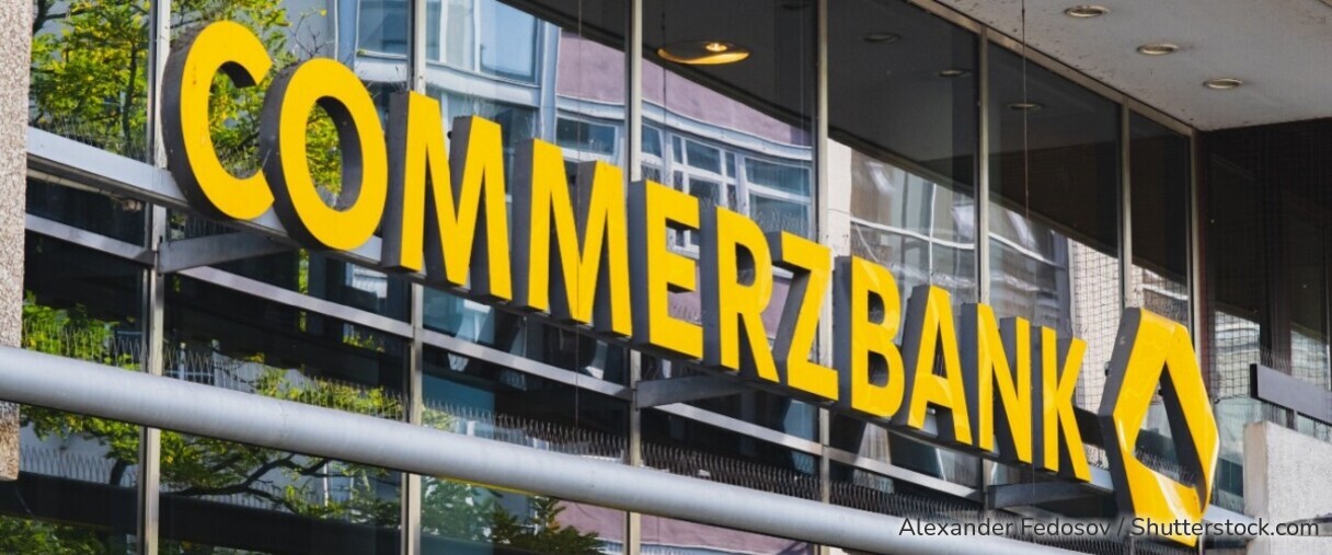 Commerzbank-HV 2026: Rekord-Dividende, 0,0059 % Annahmequote bei Unicredit. Was sich für Girokonto-Kunden jetzt ändert – und was nicht. 
