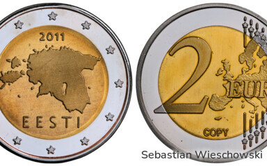 Eine gefälschte 2-Euro-Münze aus Estland.