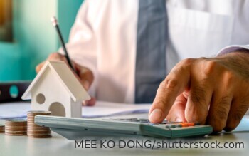 Vermieter sollten bei der Nebenkostenabrechnung genau prüfen, welche Kosten sie umlegen dürfen und welcher Verteilerschlüssel gilt.
