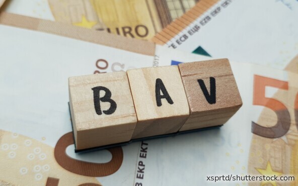 Das Betriebsrentenstärkungsgesetz soll die betriebliche Altersvorsorge attraktiver machen.