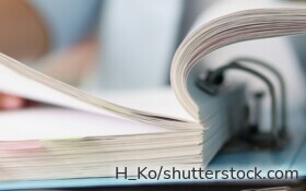 Regelmäßiger Versicherungs-Check: Tarife vergleichen, Deckungen anpassen und Beiträge sparen.