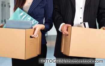 Mitarbeiter erhält betriebsbedingte Kündigung – Checkliste zu Fristen, Sozialauswahl und Abfindung 2025