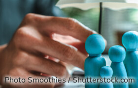 Die Debeka hat womöglich zu hohe Stornogebühren erhoben. Wer sich an der Sammelklage der Verbraucherzentrale beteiligt, kann auf Schadenersatz hoffen. 