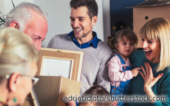 Wer eine Wohnung verbilligt an Angehörige vermietet, sollte insbesondere die steuerlichen Grenzen von 50 und 66 Prozent der ortsüblichen Miete beachten.