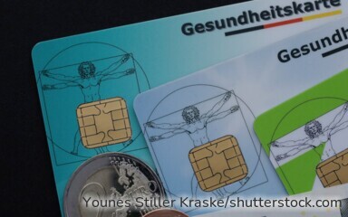 Viele Krankenkassen erhöhen 2026 ihre Zusatzbeiträge – ein Wechsel kann sich lohnen.