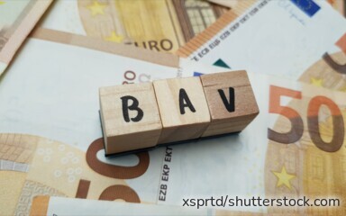 Das Betriebsrentenstärkungsgesetz soll die betriebliche Altersvorsorge attraktiver machen.