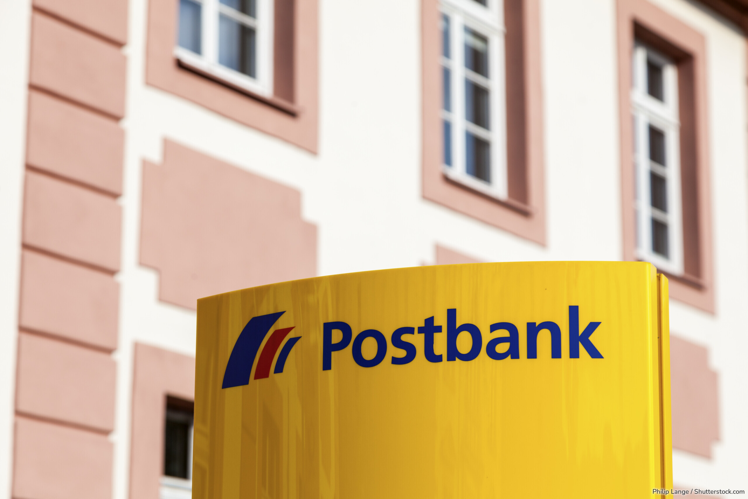 Postbank-Schild mit Logo