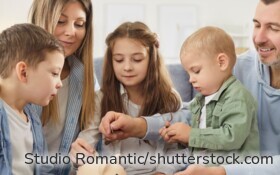 Zum Jahreswechsel 2026 bleiben viele Familienleistungen unverändert, einzelne Beträge steigen leicht.